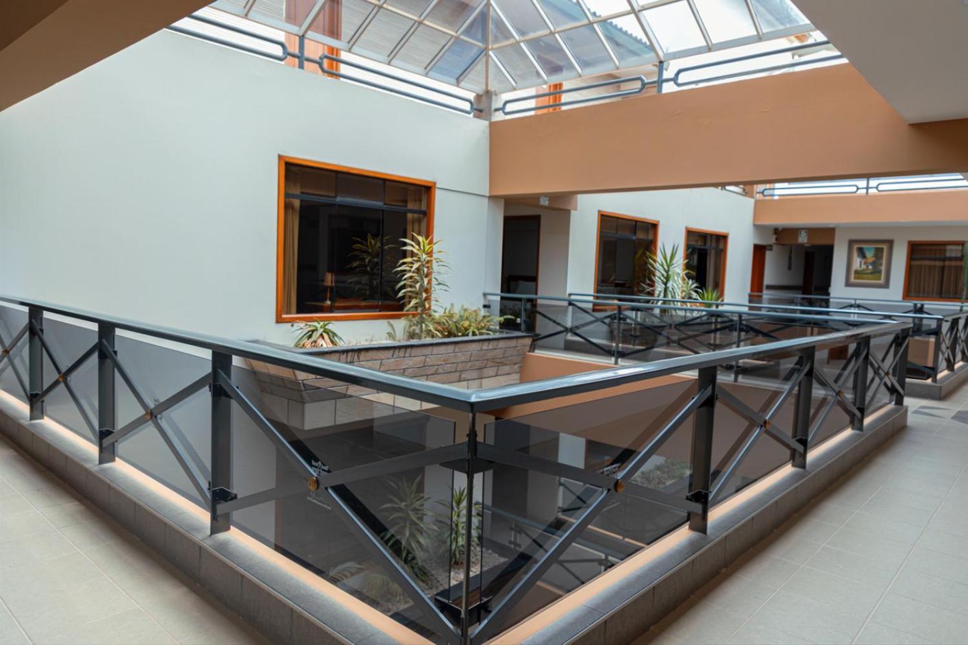 Gran Hotel Continental Cajamarca Bagian luar foto