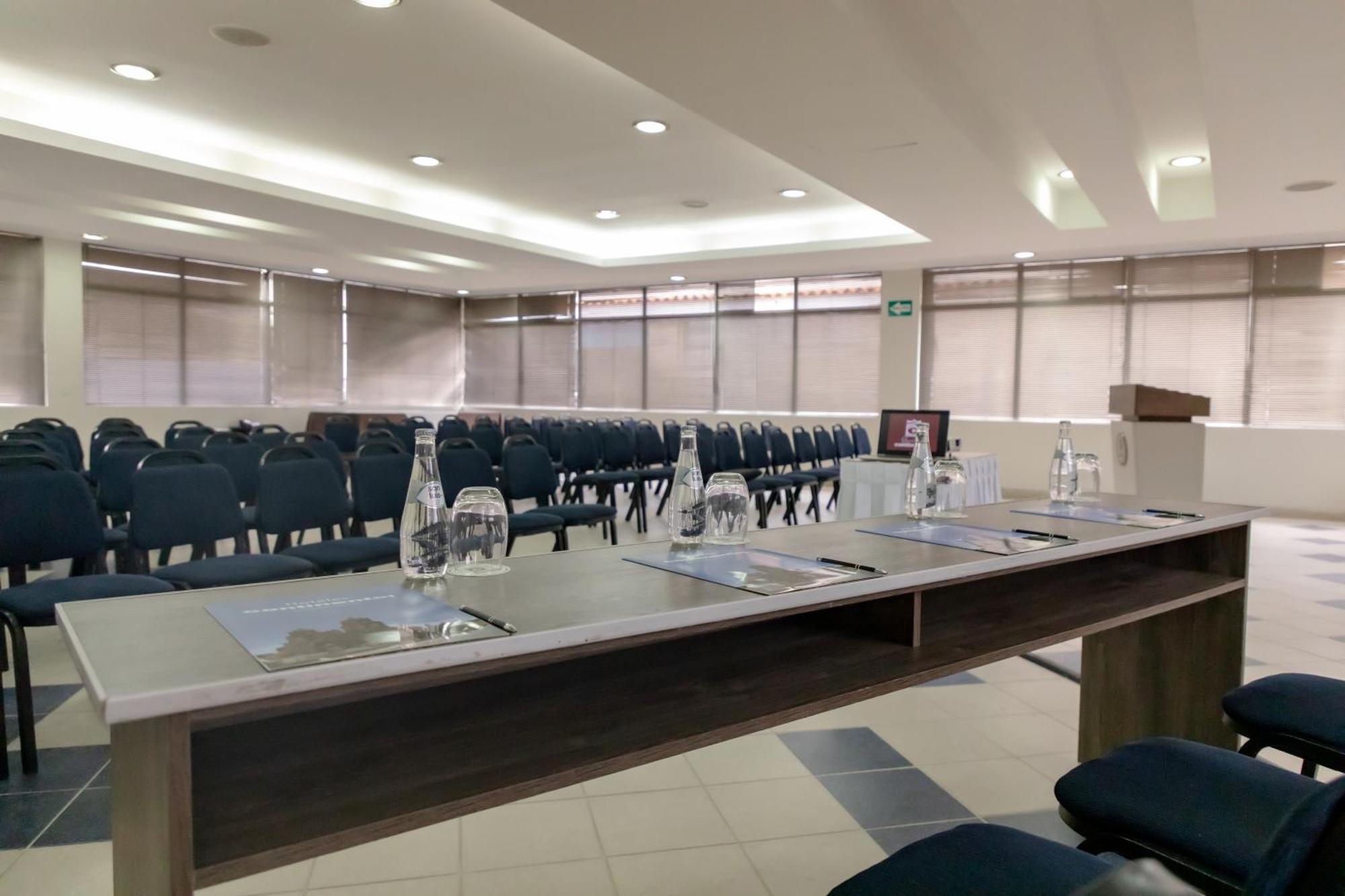 Gran Hotel Continental Cajamarca Bagian luar foto