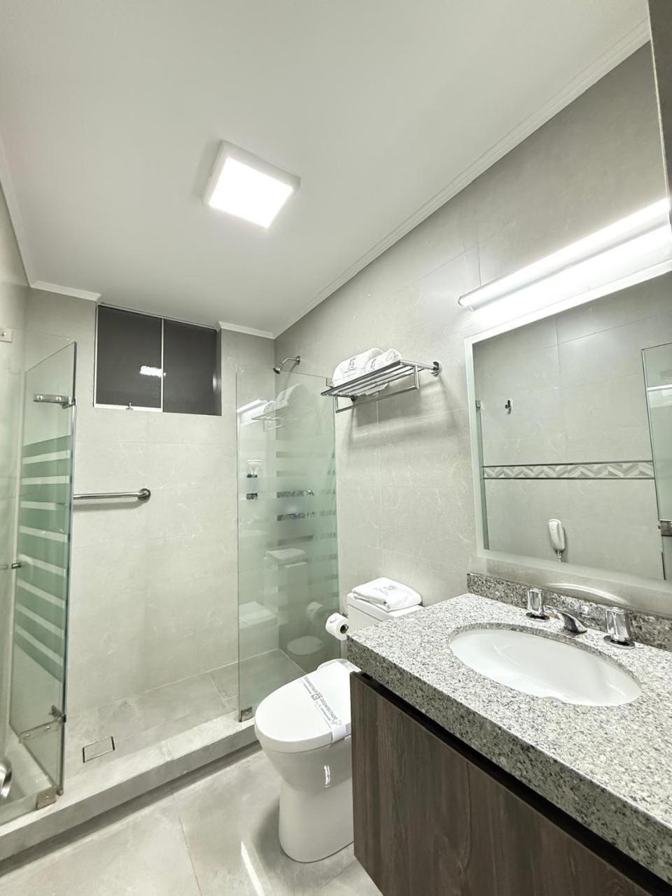 Gran Hotel Continental Cajamarca Bagian luar foto